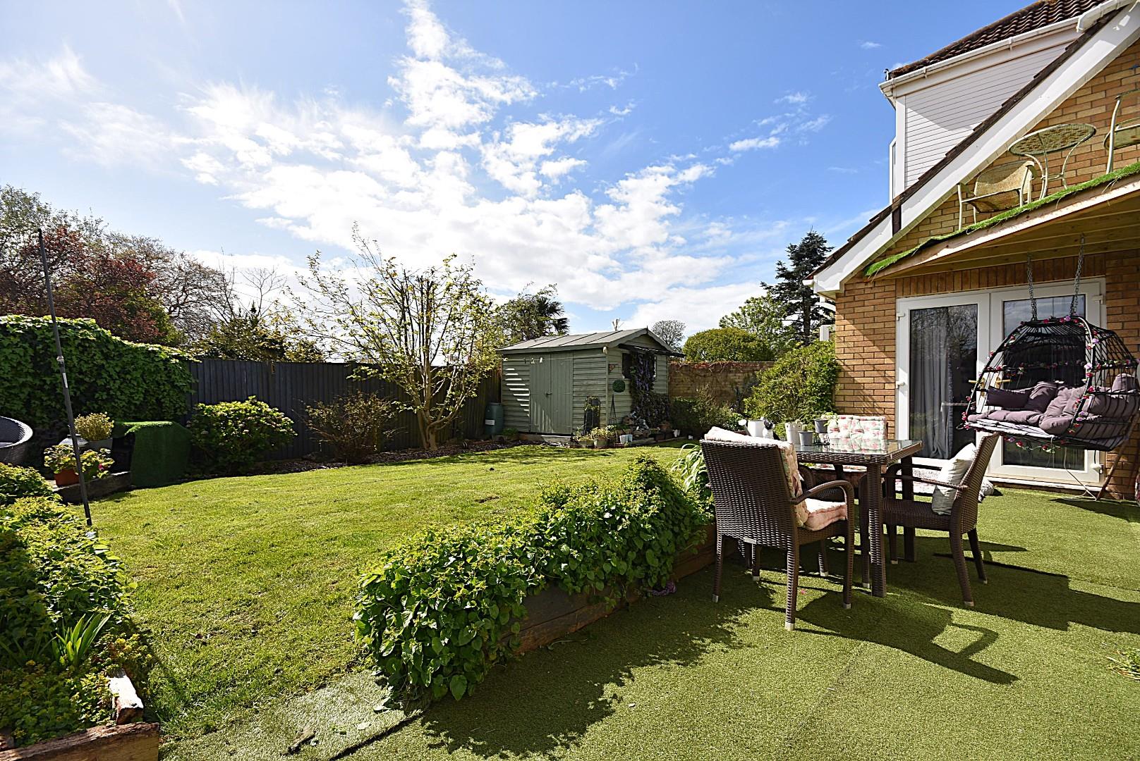 12 Stradling Close, Sully, CF64 5HU